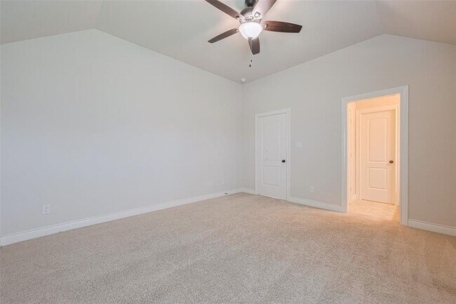 Building Photo - 27906 Colonial Point Dr