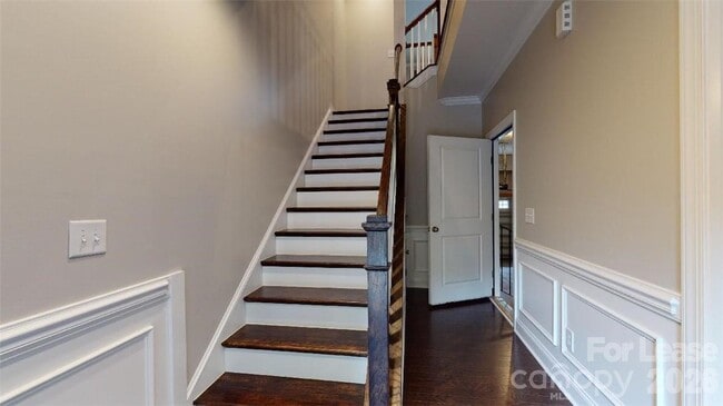 Building Photo - 1220 Madison Towns Ln