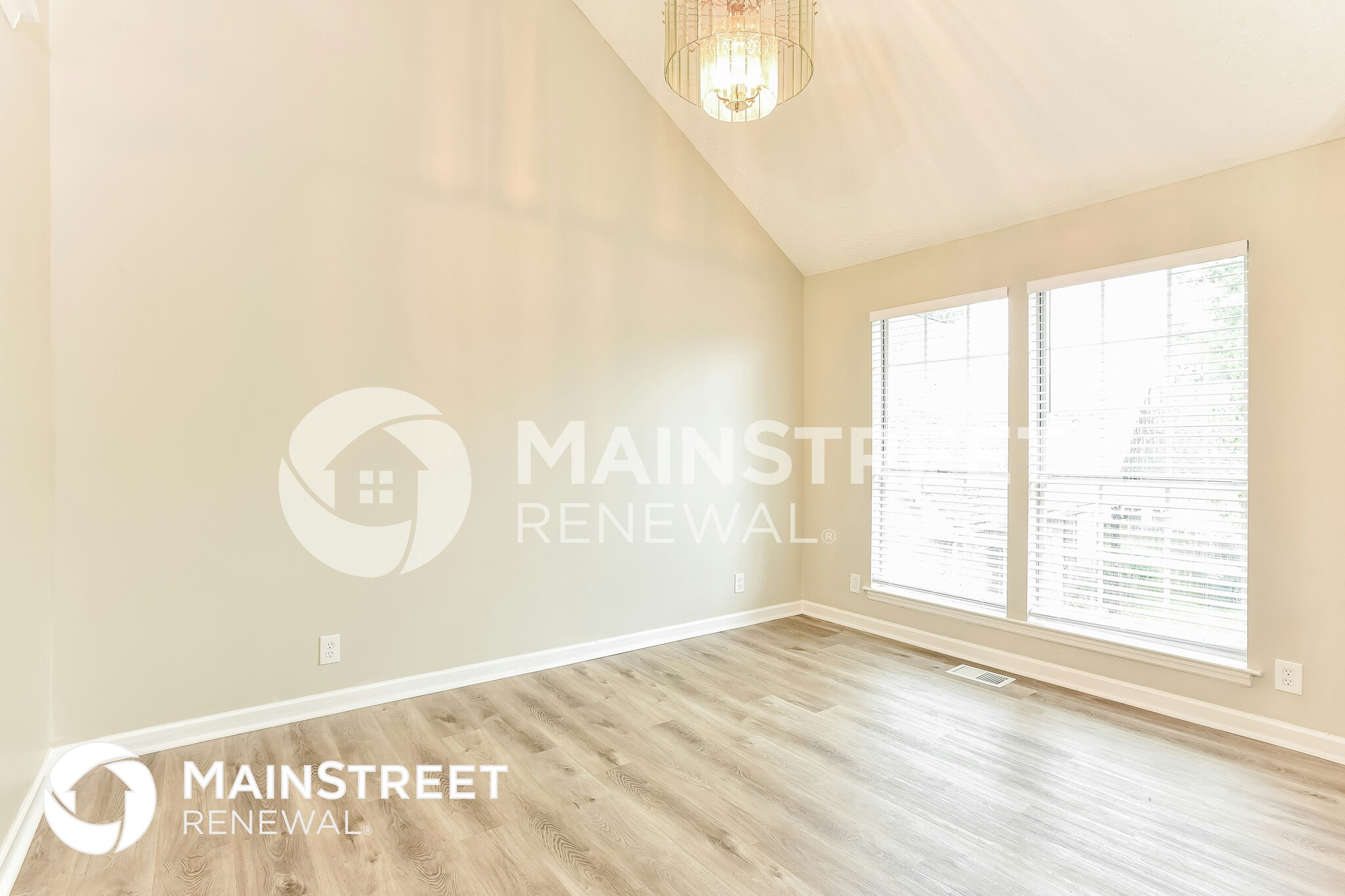 Building Photo - 904 Conway Ln