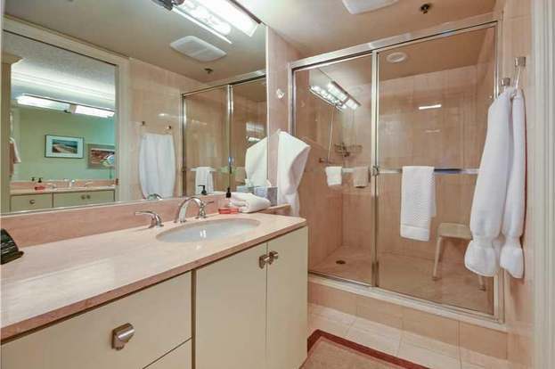 Building Photo - 251 Crandon Blvd