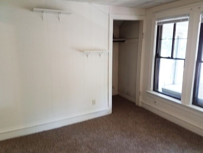 Building Photo - nre317