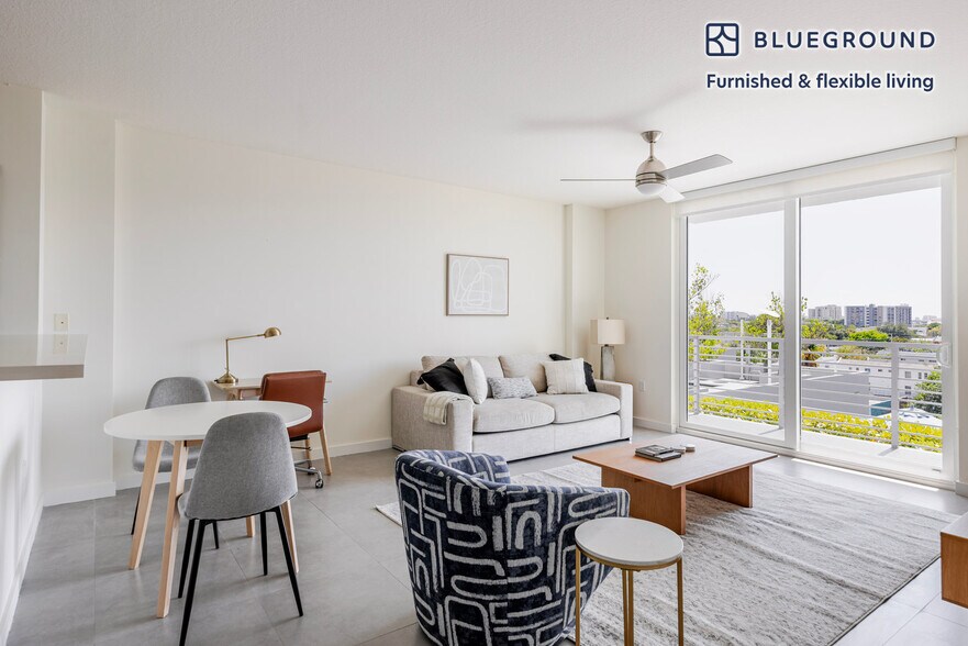 Primary Photo - 729 NW 2nd St