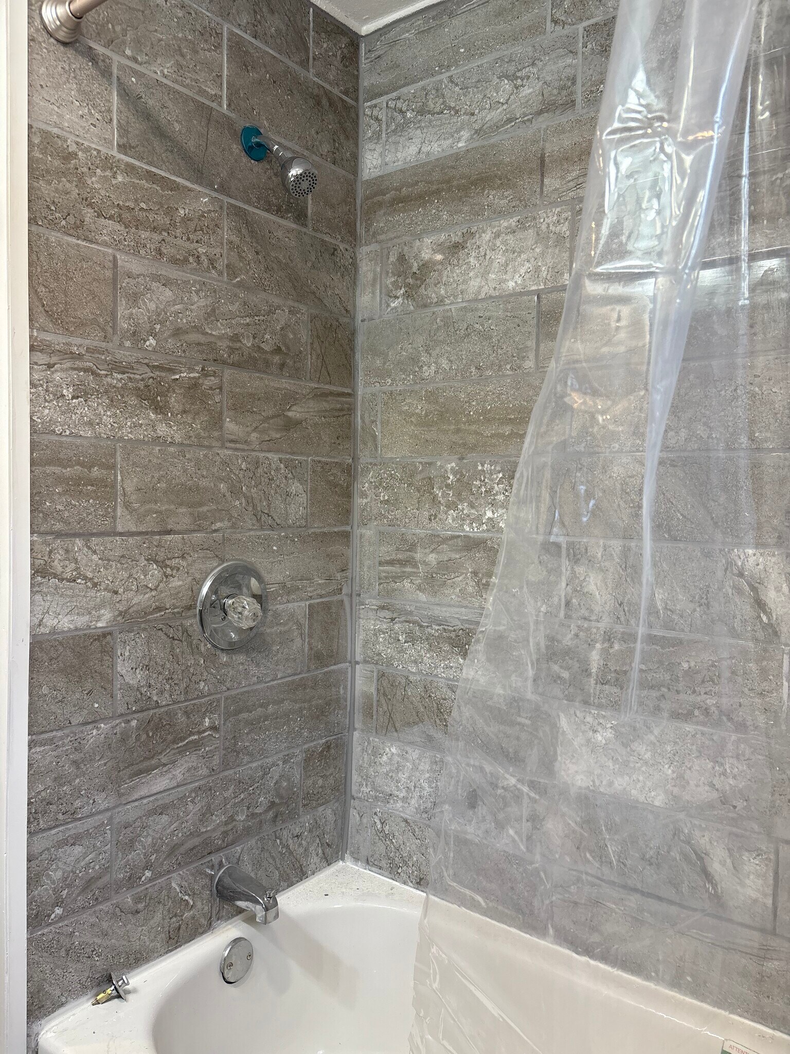 Building Photo - 601 Echo Rd