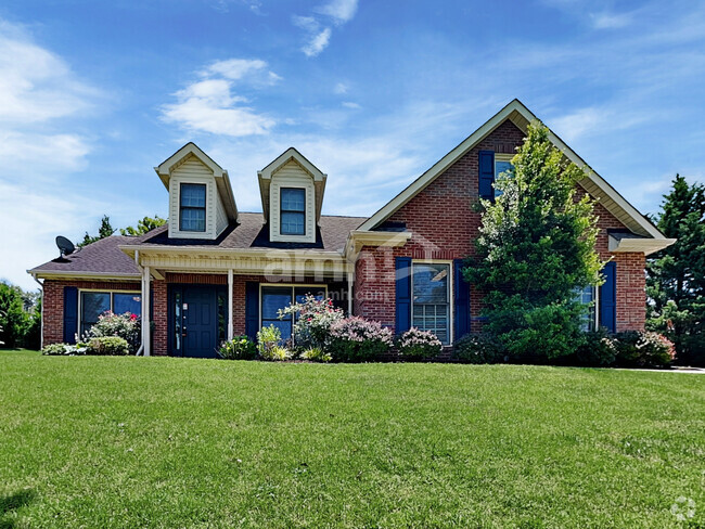 Building Photo - 7807 Chipmunk Ln