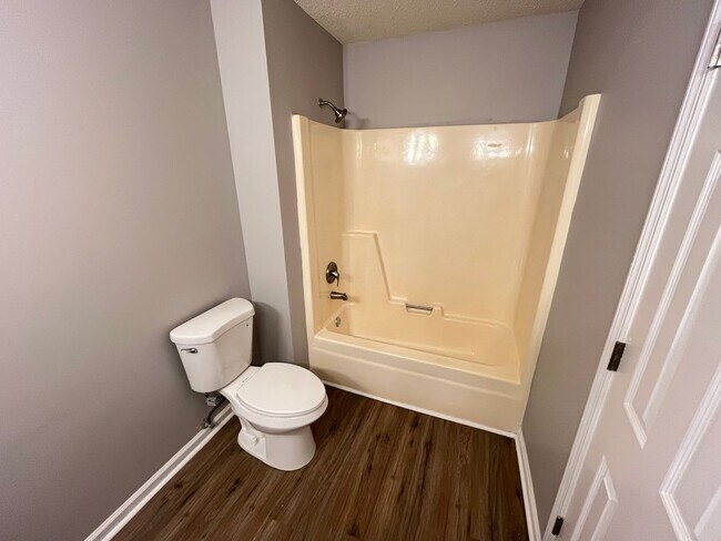 Building Photo - Your New Home in Meridianville!