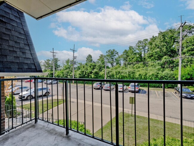 Building Photo - 3849 N Parkway Dr