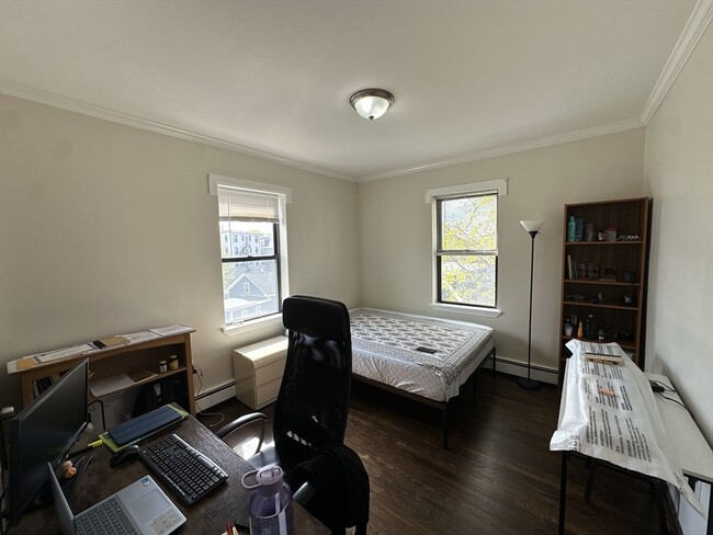 Building Photo - 435 Walnut Ave