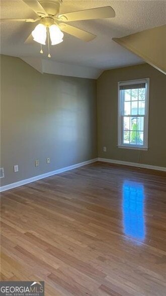 Building Photo - 416 Carmain Ln