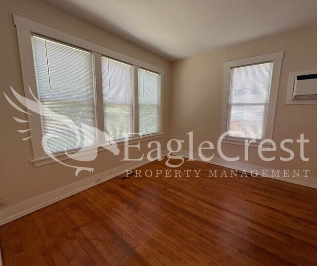 Building Photo - Charming Historic 4-Bedroom Home with Fenced Yard & Chicken Coop
