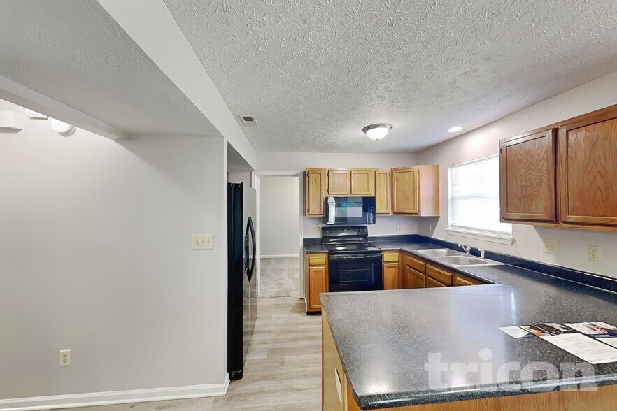 Building Photo - 1464 Rebecca Ln