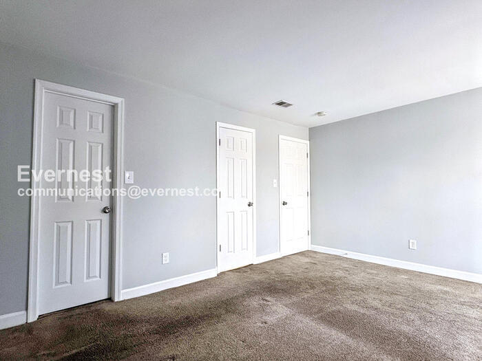 Building Photo - 3314 Huntley Sq Dr