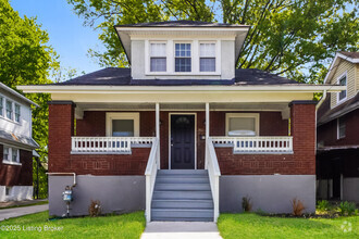 Building Photo - 115 S 39th St