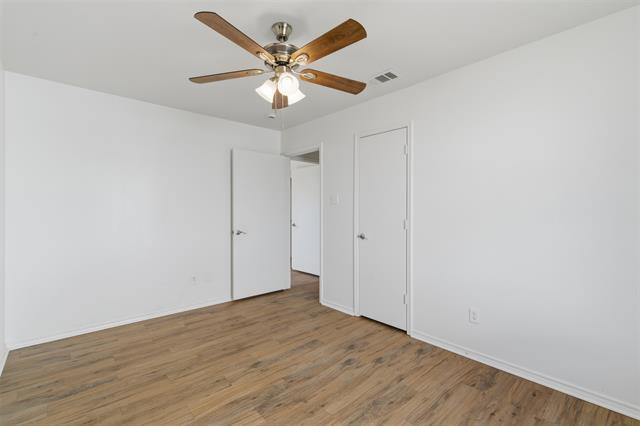 Building Photo - 803 Melody Cir