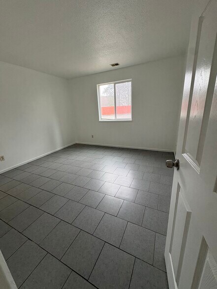 Building Photo - 1306 W Michigan Ave