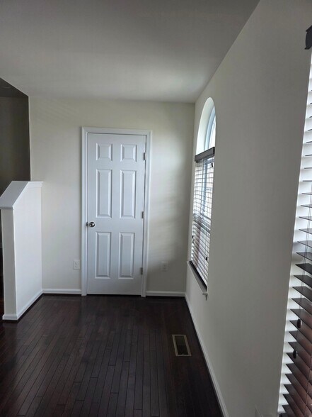 Building Photo - 3715 Peace Chance Dr