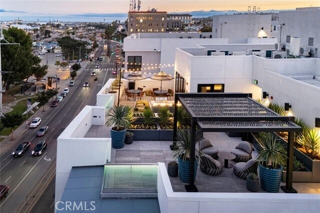 Building Photo - 551 S Harbor Blvd