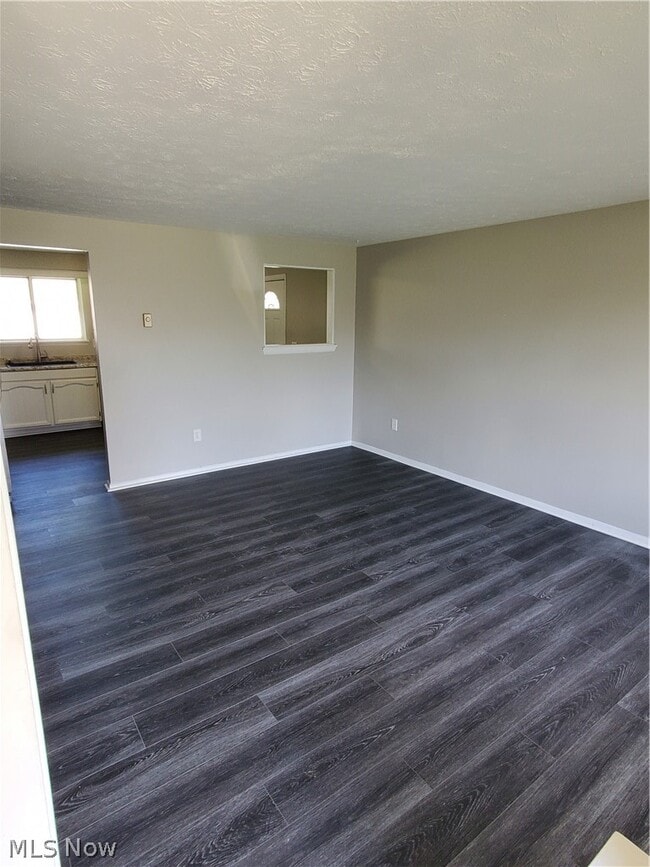 Building Photo - 35134 Spruce St