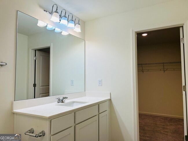 Building Photo - 307 Aldgate Wy