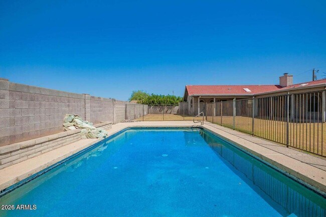 Building Photo - 13036 N 36th St