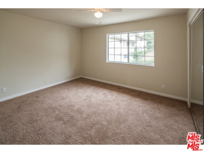 Building Photo - 705 N Dillon St