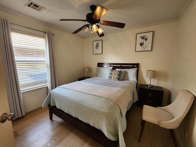 Building Photo - 2708 NW 170th Terrace