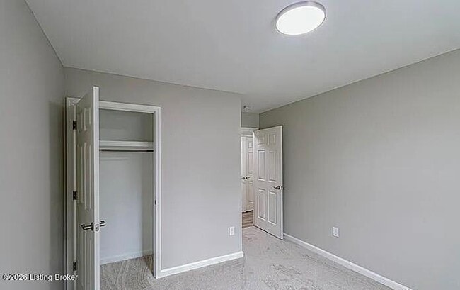 Building Photo - 6520 Brook Bend Way