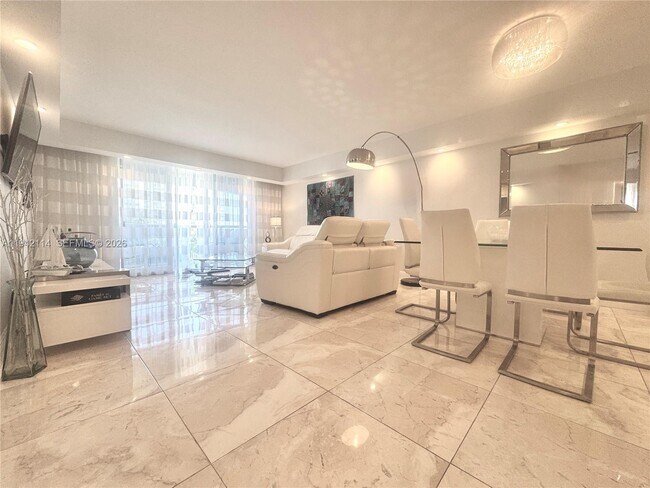 Building Photo - 3800 S Ocean Dr