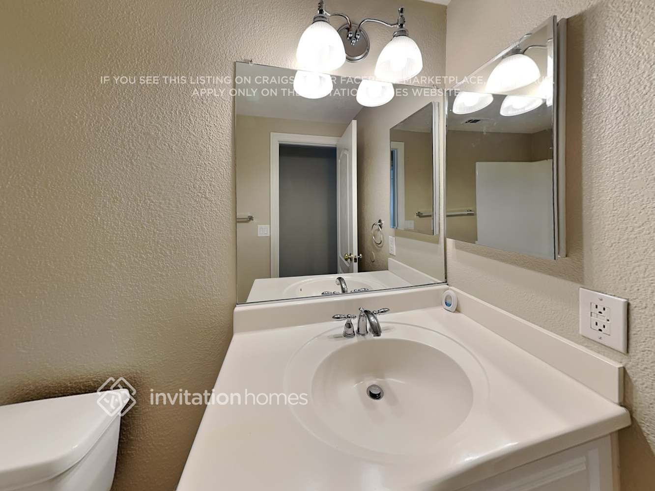 Building Photo - 1260 Nicola Dr