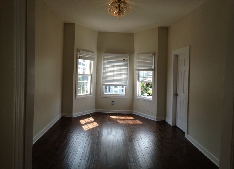 Building Photo - 3418 W McLean Ave