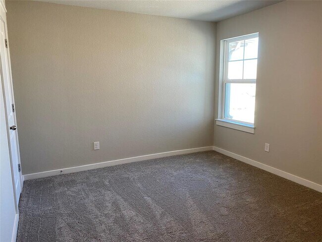 Building Photo - 17402 Bay Skipper Dr