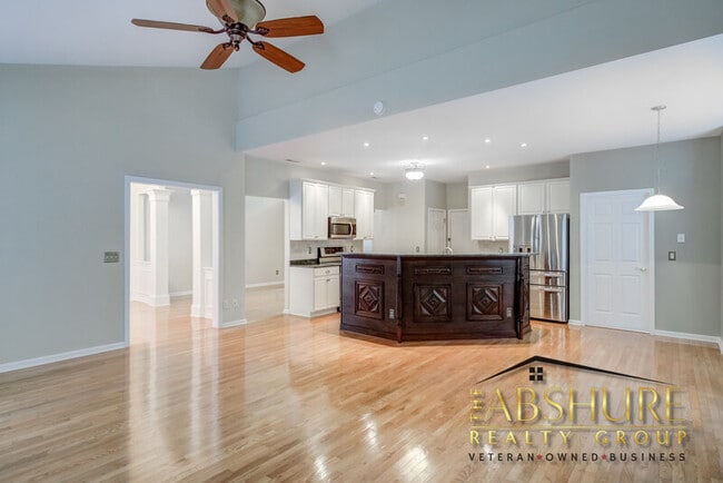 Building Photo - 9028 Stoney Run Dr
