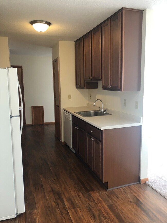 Building Photo - 2730 Dupont