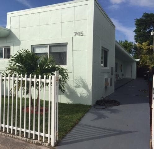 Building Photo - 745 81st St