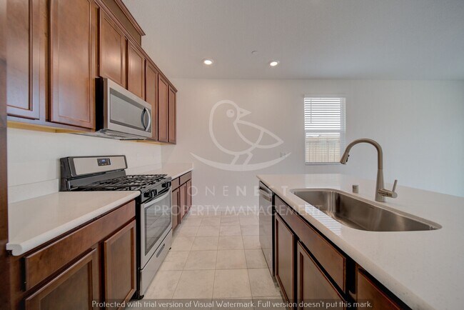 Building Photo - Gorgeous 3 Bedroom, 2 Bath Home In Twelve Bridges