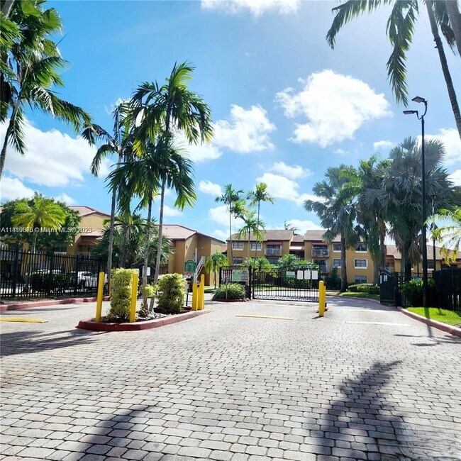 Primary Photo - 15600 SW 80th St