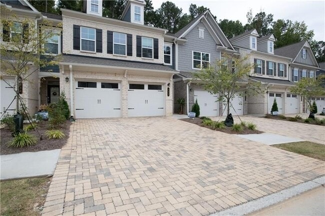 Building Photo - 525 Duval Dr