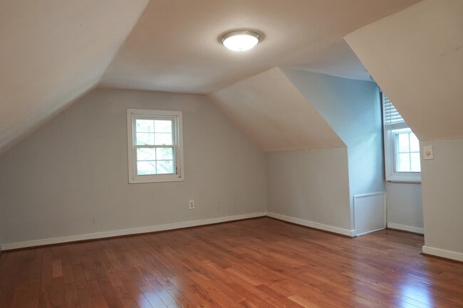 Building Photo - 1004 Baywood Ct