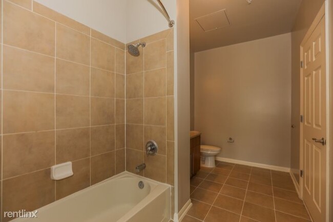 Building Photo - 56 Brownstone Way