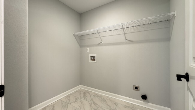 Building Photo - 3533 Parr Ln
