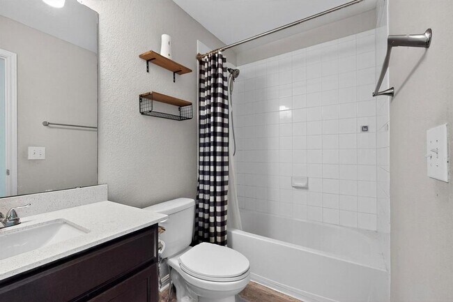 Building Photo - 112 Palo Duro Ct