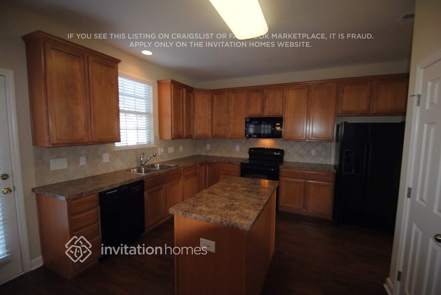 Building Photo - 20 W Smoketree Ct