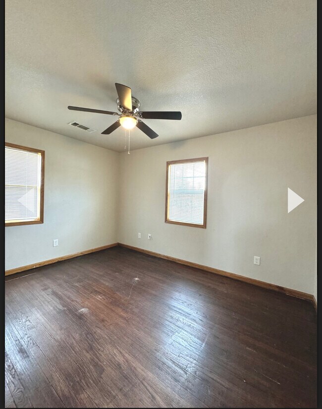 Building Photo - 2809 Westhaven Cir