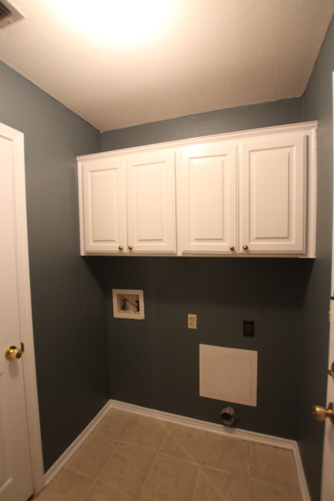 Building Photo - Coming Soon! Beautiful 3 Bedroom in Whiteh...