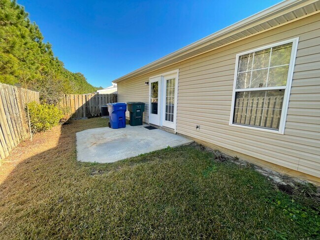Building Photo - 417 Regency Park Drive