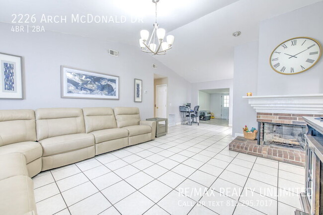 Building Photo - 2226 Arch McDonald Dr