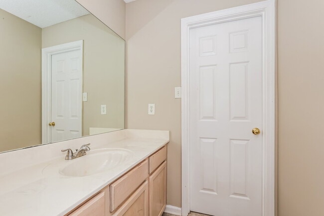 Building Photo - 4341 Barry Meadows Cove