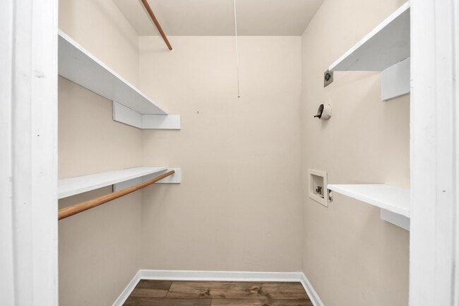 Building Photo - 1320 Griffin St