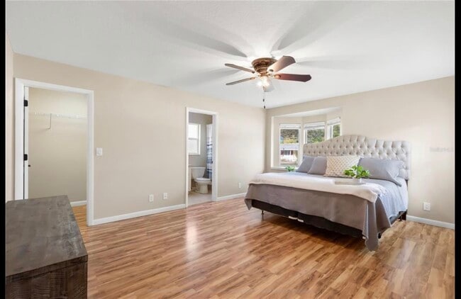 Building Photo - 110 42nd Ave N