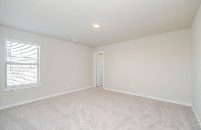 Building Photo - 21611 Sandy Dune Dr