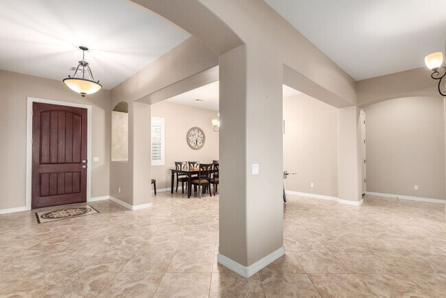 Building Photo - 3132 E Athena Ct
